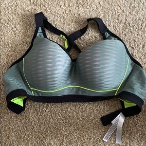 Victoria Secret Sports Bra